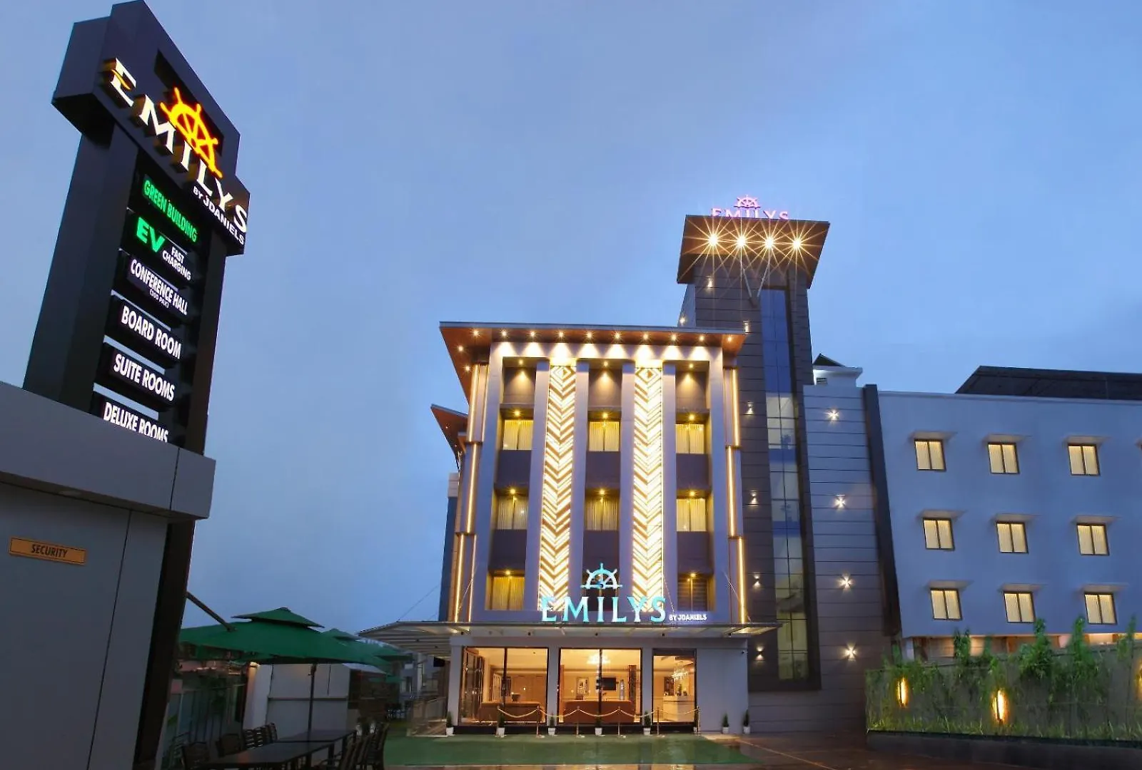 Emilys By Jdaniels Hotel Thiruvananthapuram