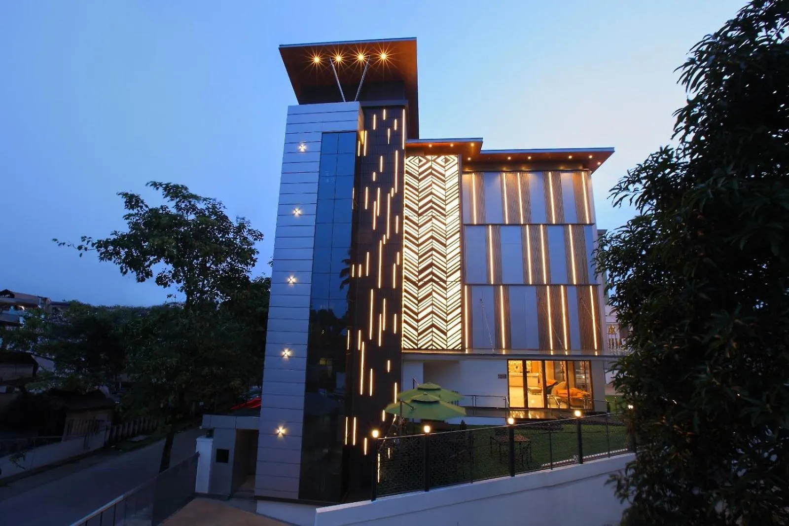 Emilys By Jdaniels Hotel Thiruvananthapuram